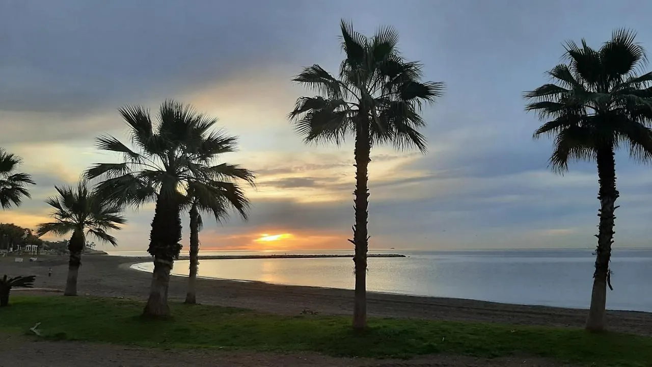Teatro Suites Malaga Playa Apartment